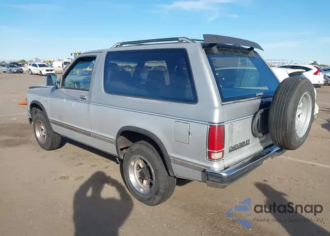 1986 Chevrolet Blazer S10 from USA, damaged, VIN 1G8CS18R6G8193471